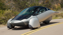 Driving shot of Aptera solar car