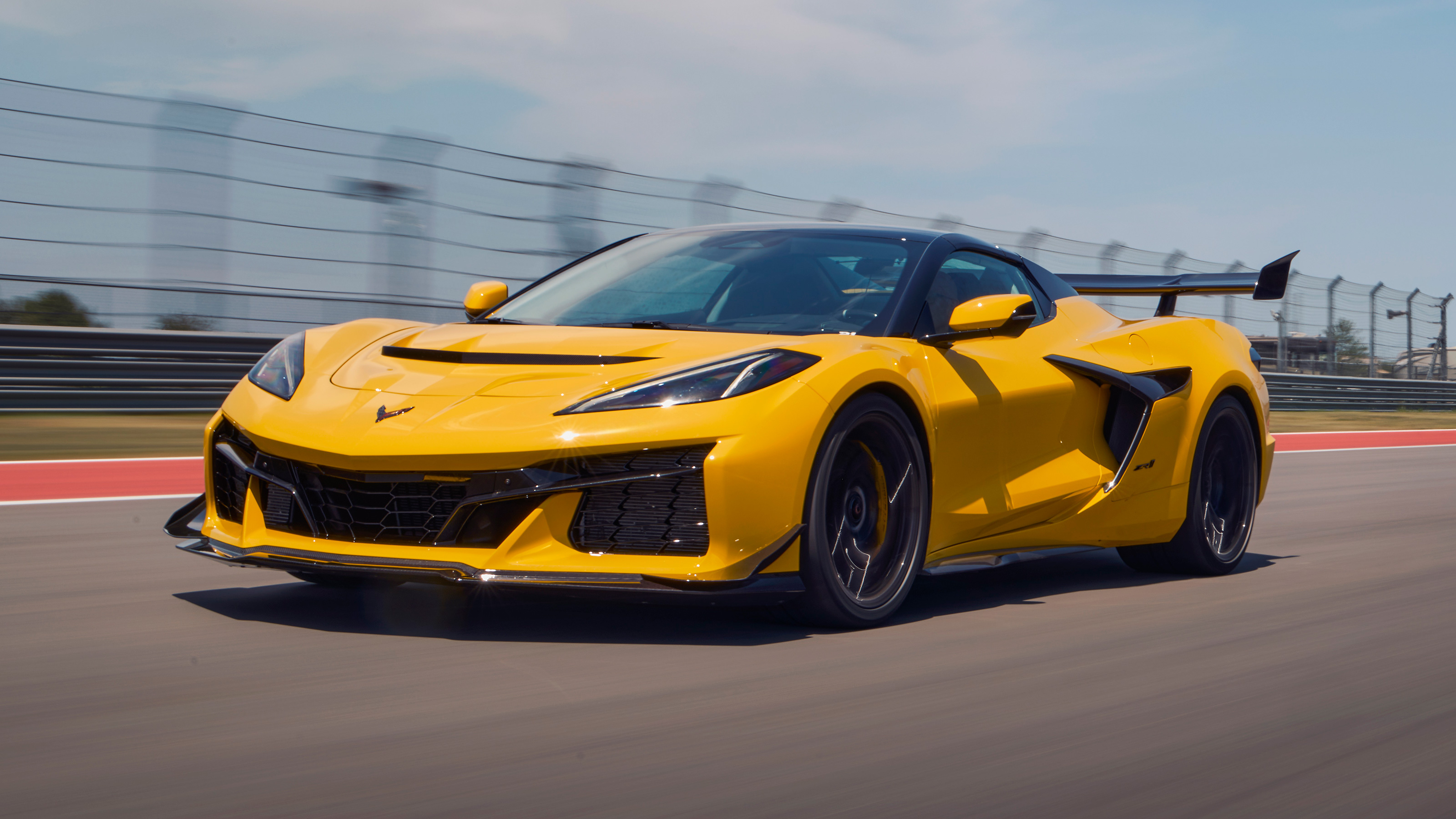 Chevrolet Corvette ZR1 front
