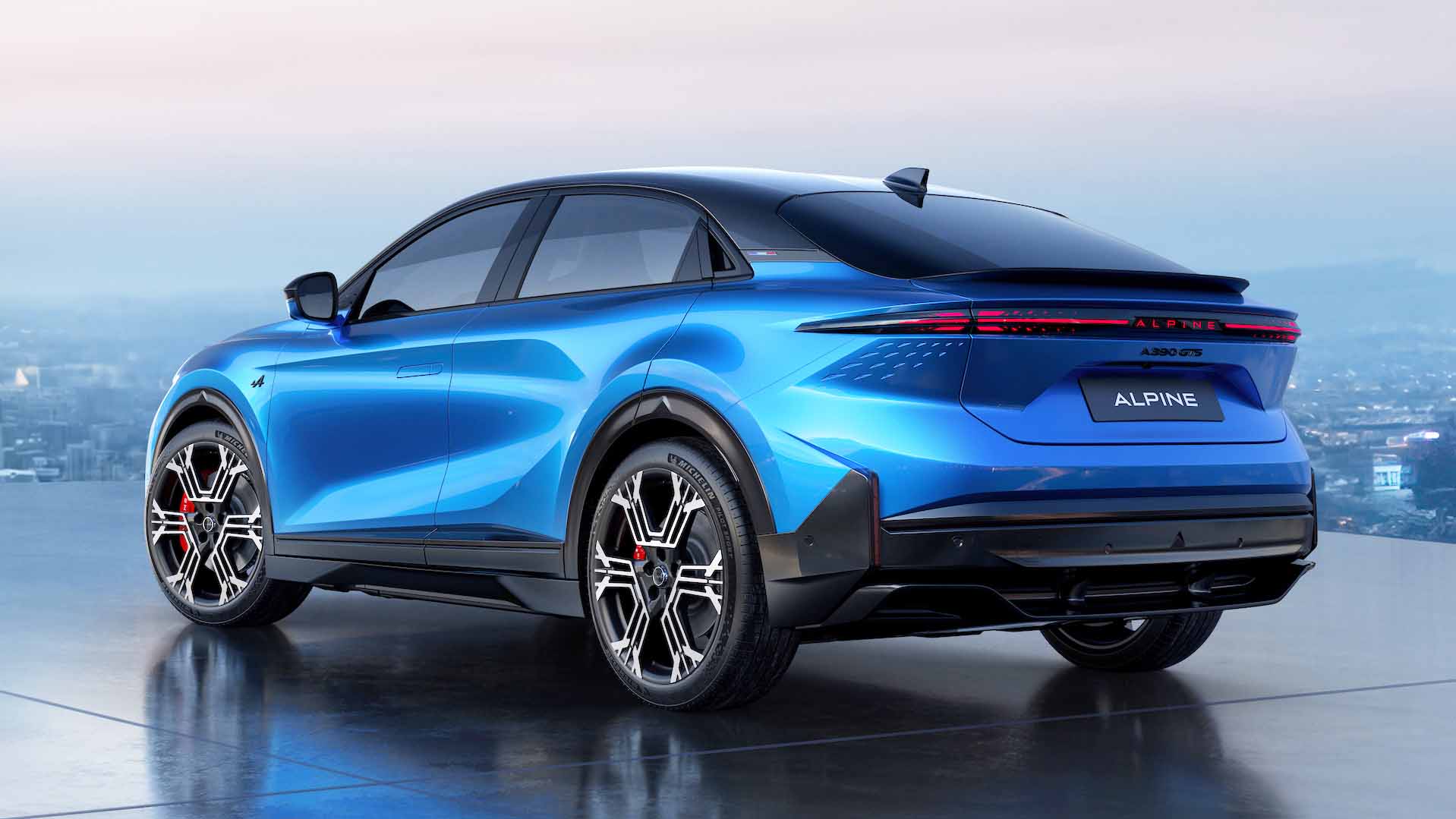 Alpine A390