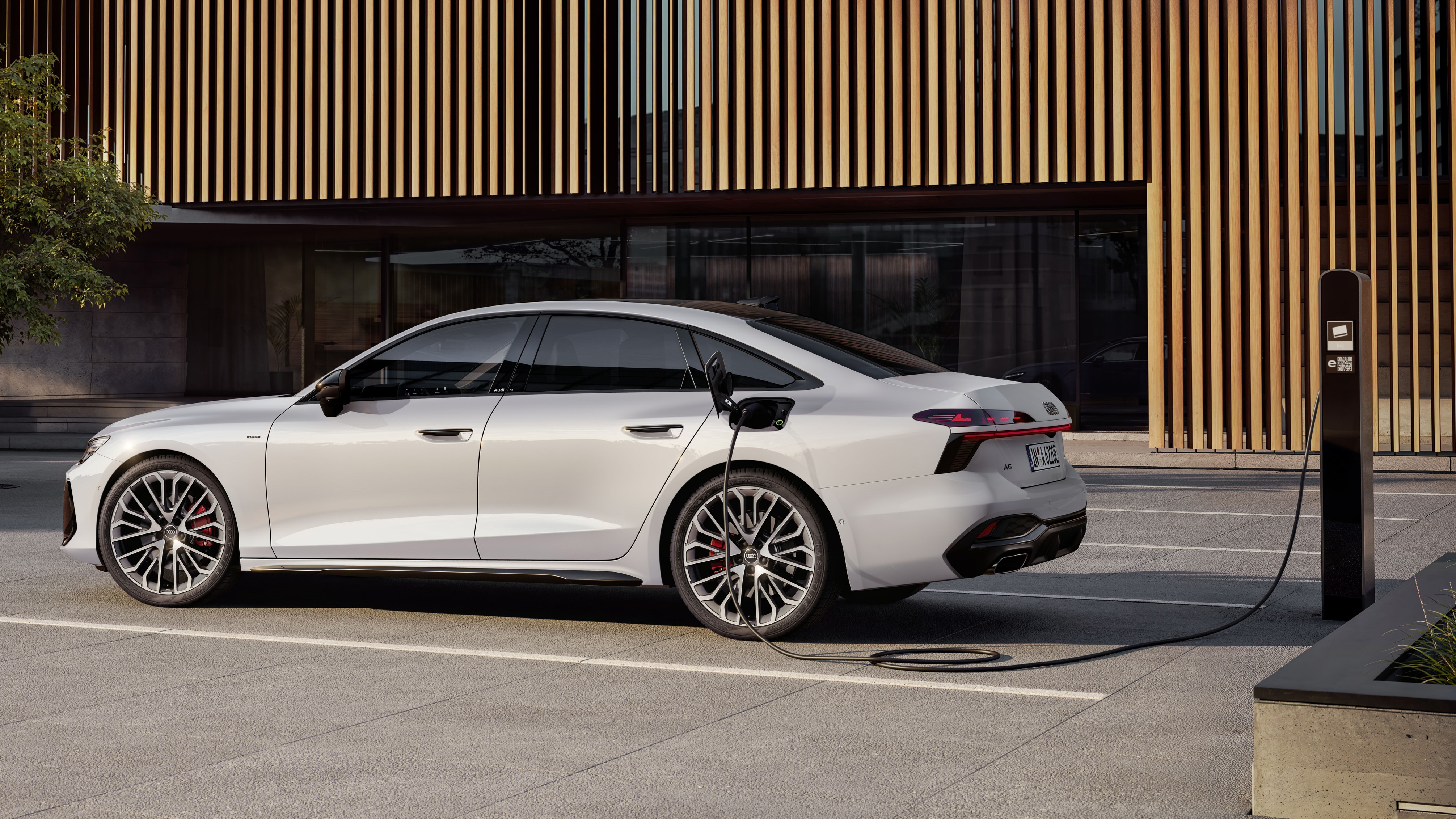 Audi A6 e hybrid quattro