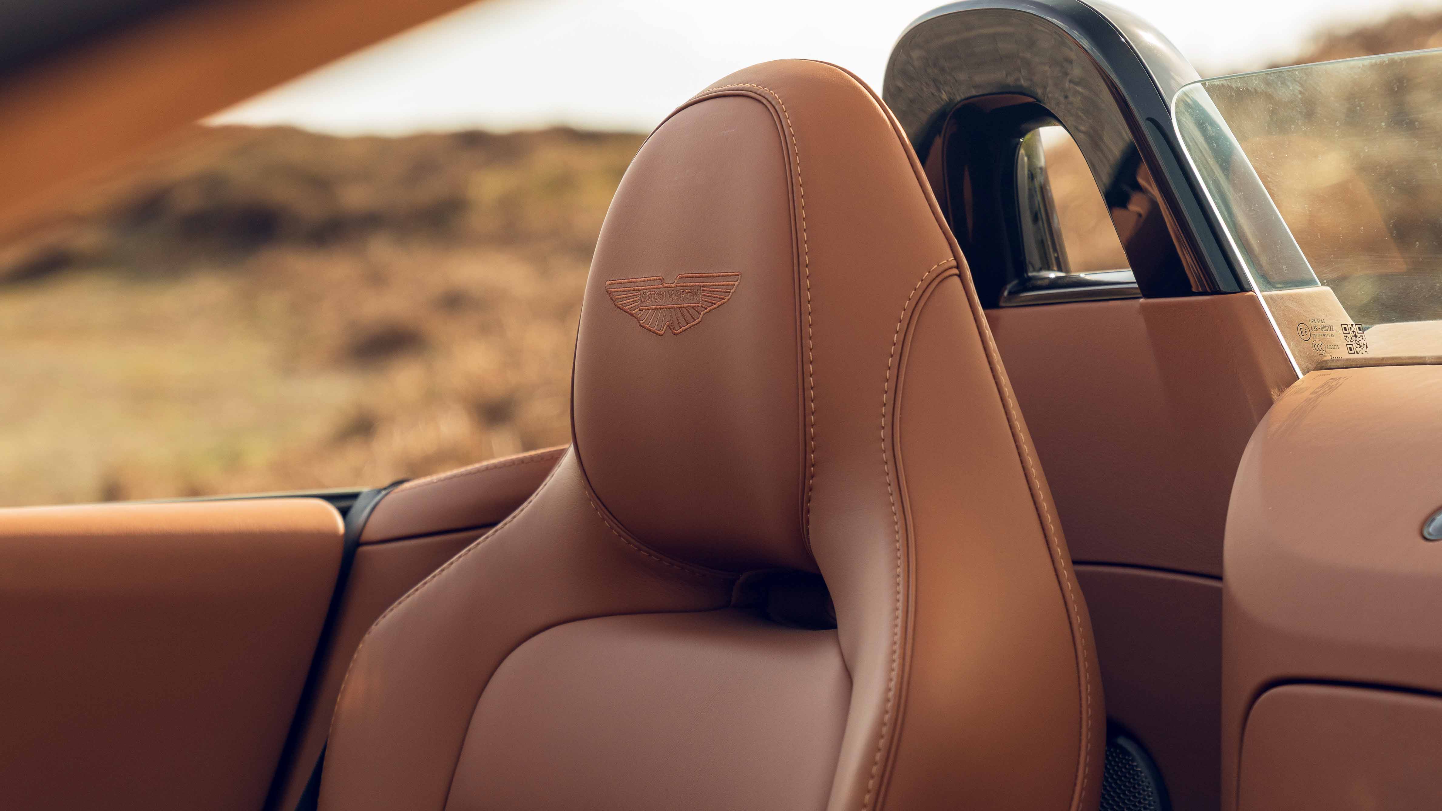 Aston Martin Vantage Roadster interior seat
