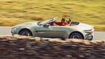 Aston Martin Vantage Roadster exterior side dynamic