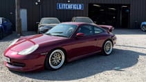 Porsche 911 Carrera 4 (996)
