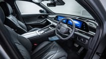 Omoda 9 interior