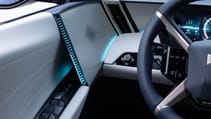 DS No 8 interior steering wheel