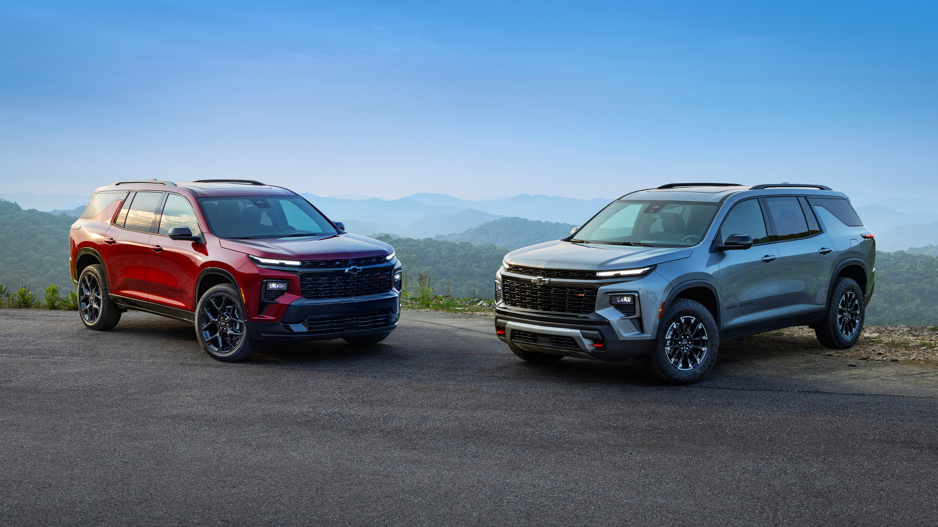 Chevrolet Traverse side by side