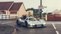 Porsche 963 RSP exterior front three quarter dynamic