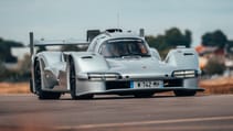 Porsche 963 RSP exterior front three quarter dynamic