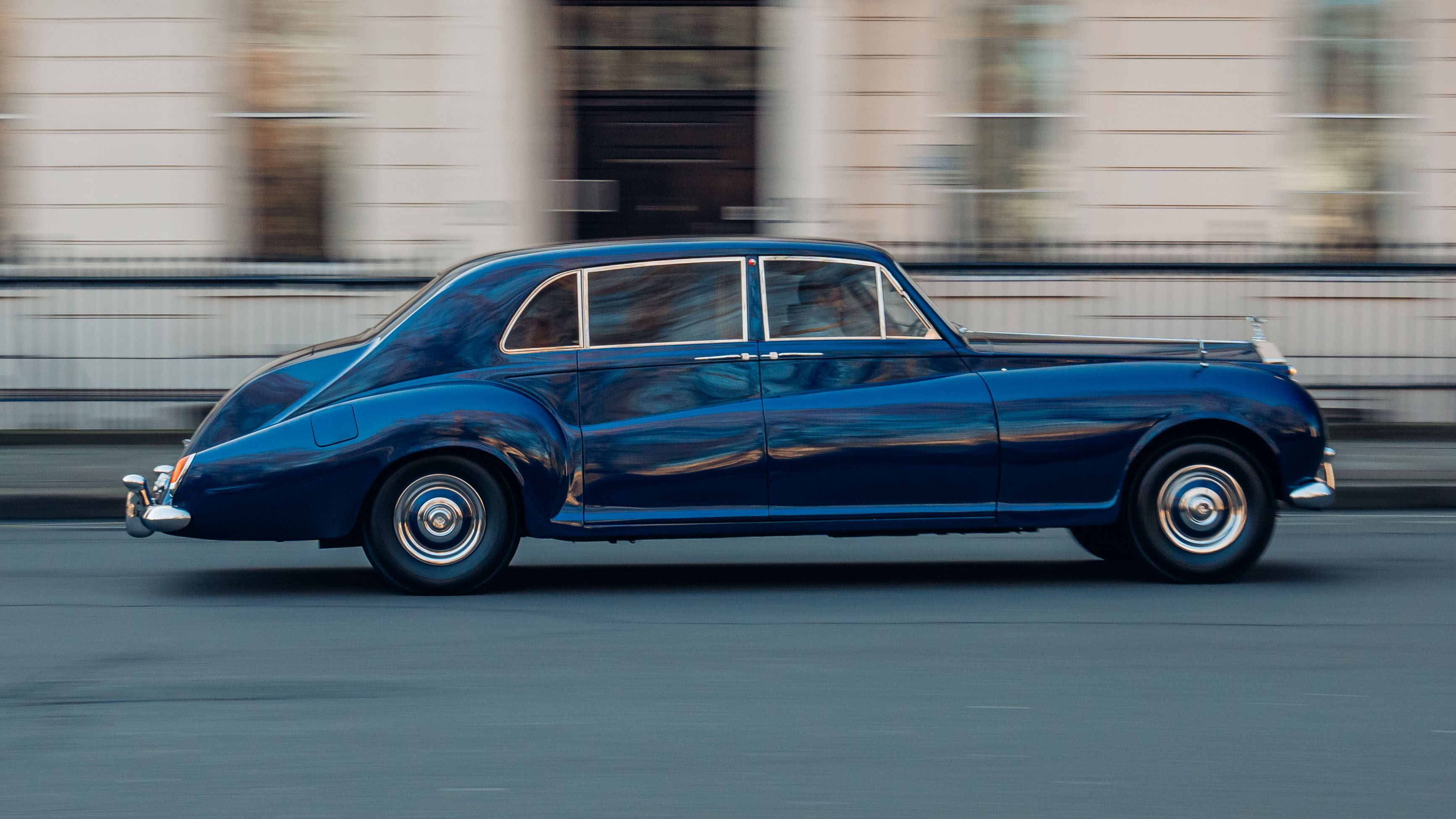 Lunaz Rolls-Royce Phantom V electric 2025