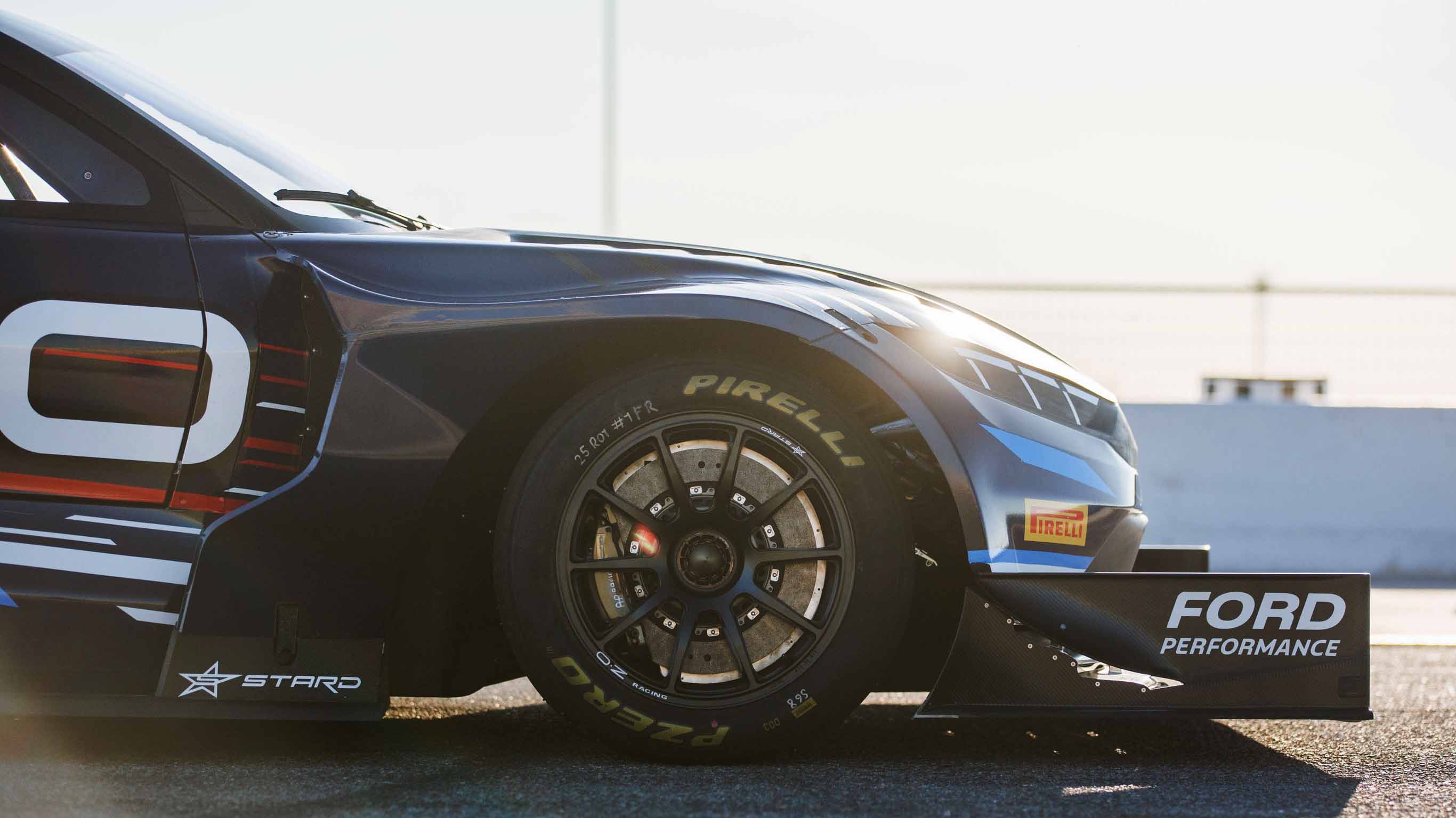 Super Mustang Mach-E