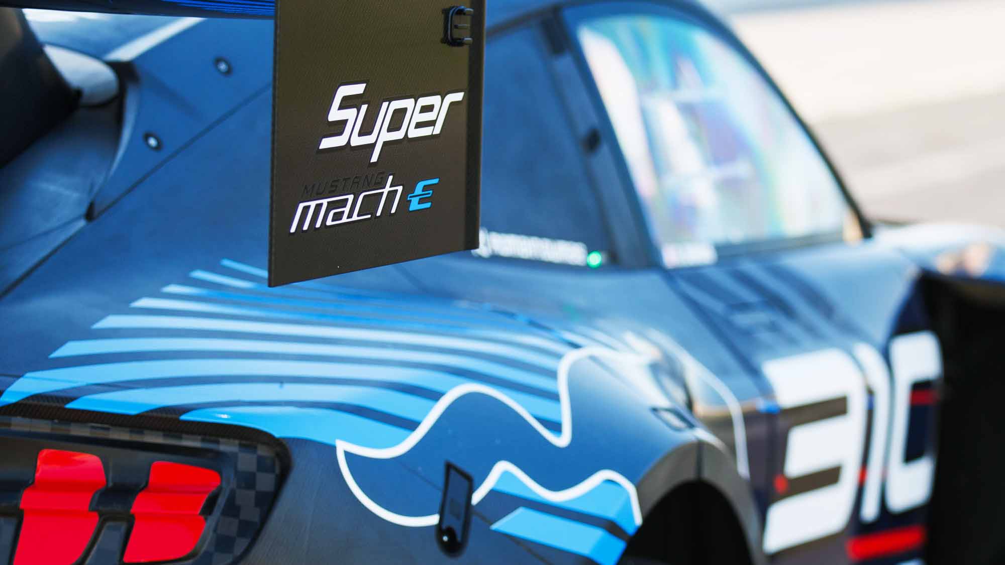 Super Mustang Mach-E