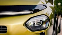 Lancia Ypsilon exterior front headlights