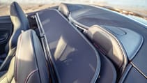 Aston Martin DB12 Volante
