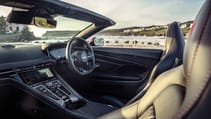 Aston Martin DB12 Volante