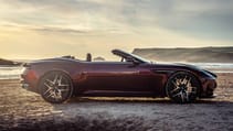 Aston Martin DB12 Volante