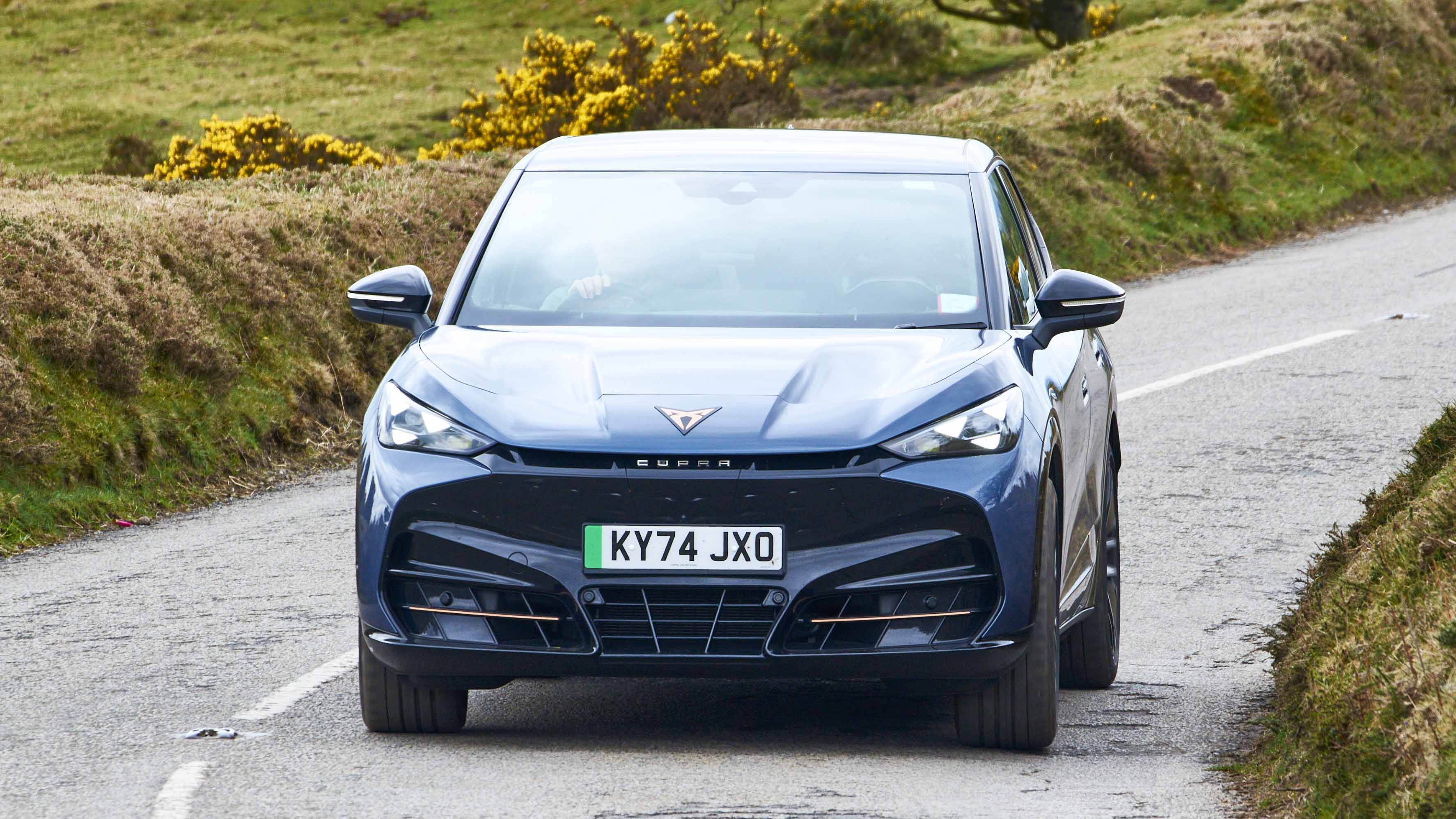 Cupra Tavascan front