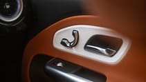 Mercedes CLA seat adjustment