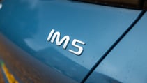 MG IM5 badge