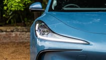 MG IM5 headlight