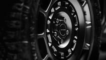 Land Rover Defender Octa Black