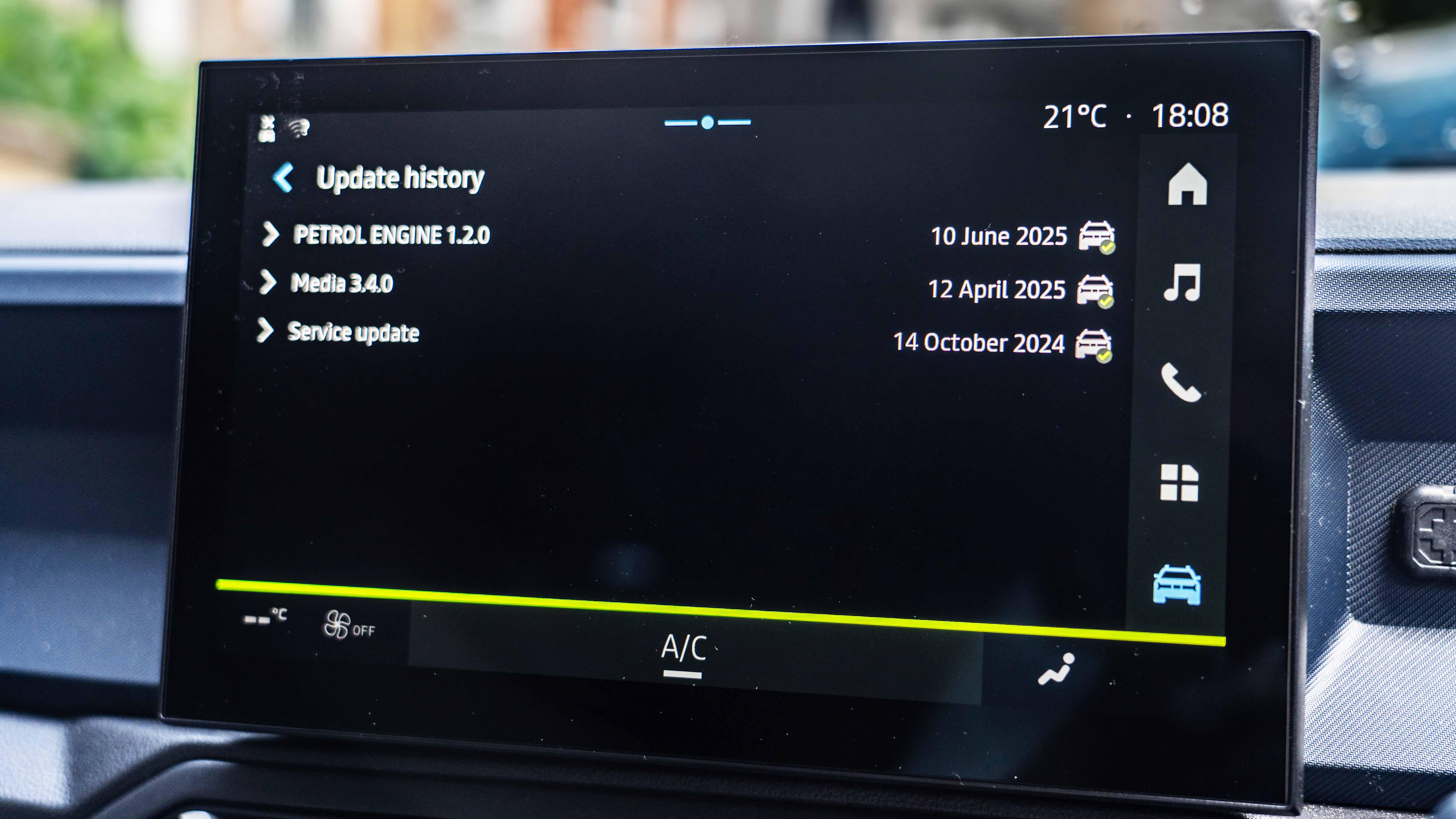 Dacia Duster Journey Hybrid