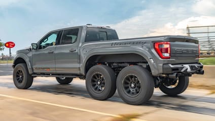 Hennessey VelociRaptor 6x6 