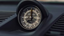 Porsche 911 GT3 (992.2) interior stop watch