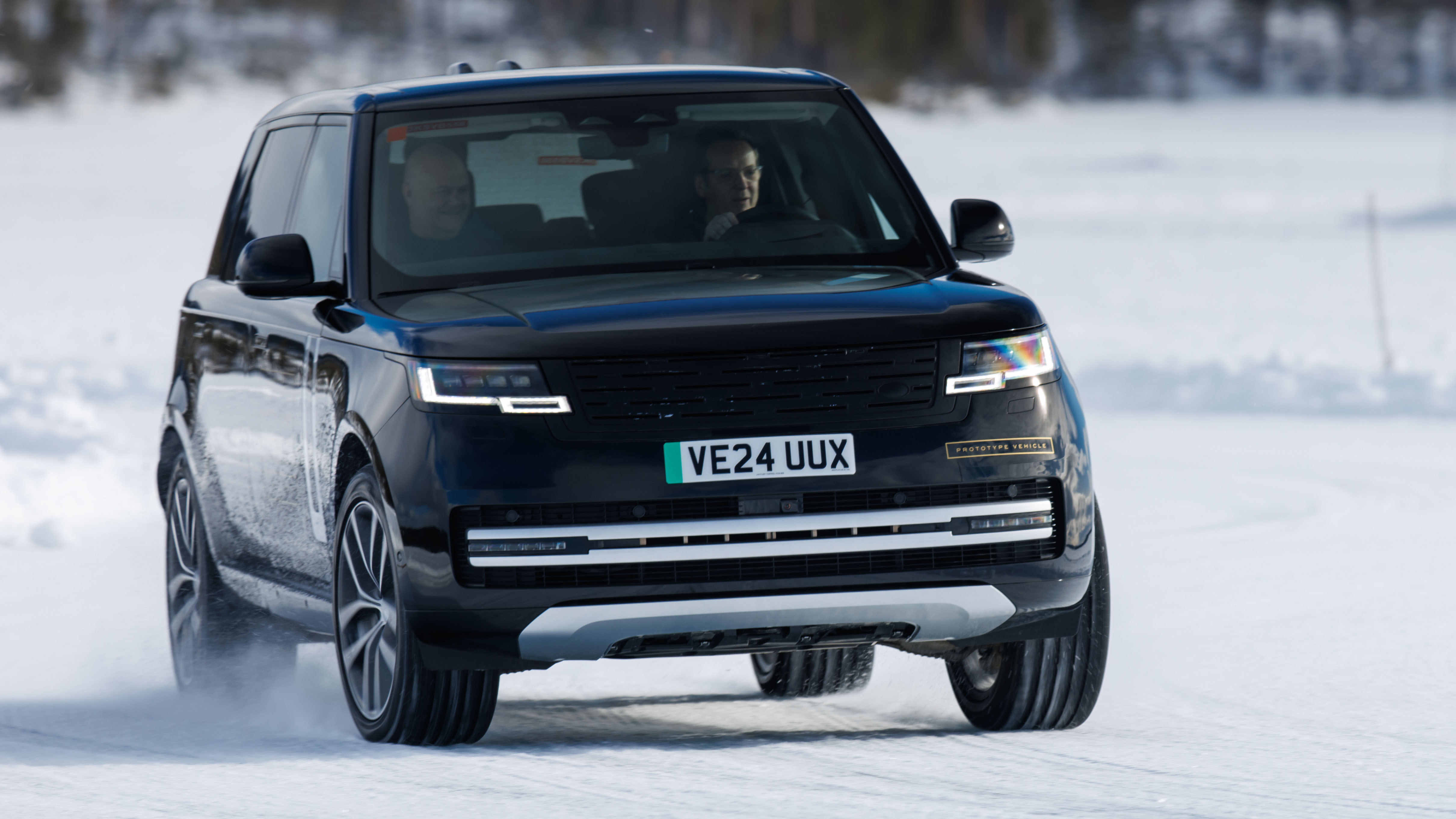 Range Rover electric 2025