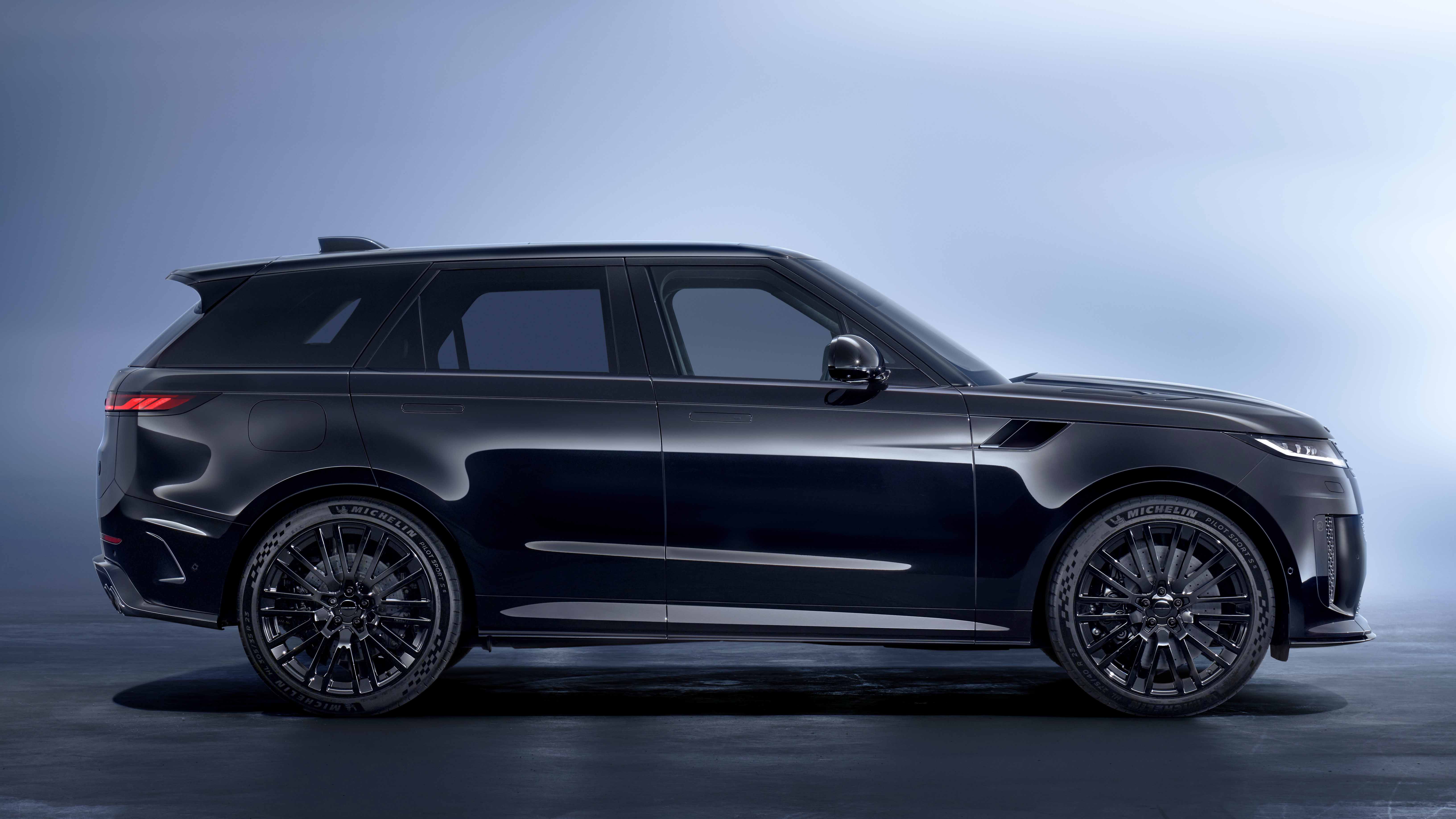 Range Rover Sport SV Black