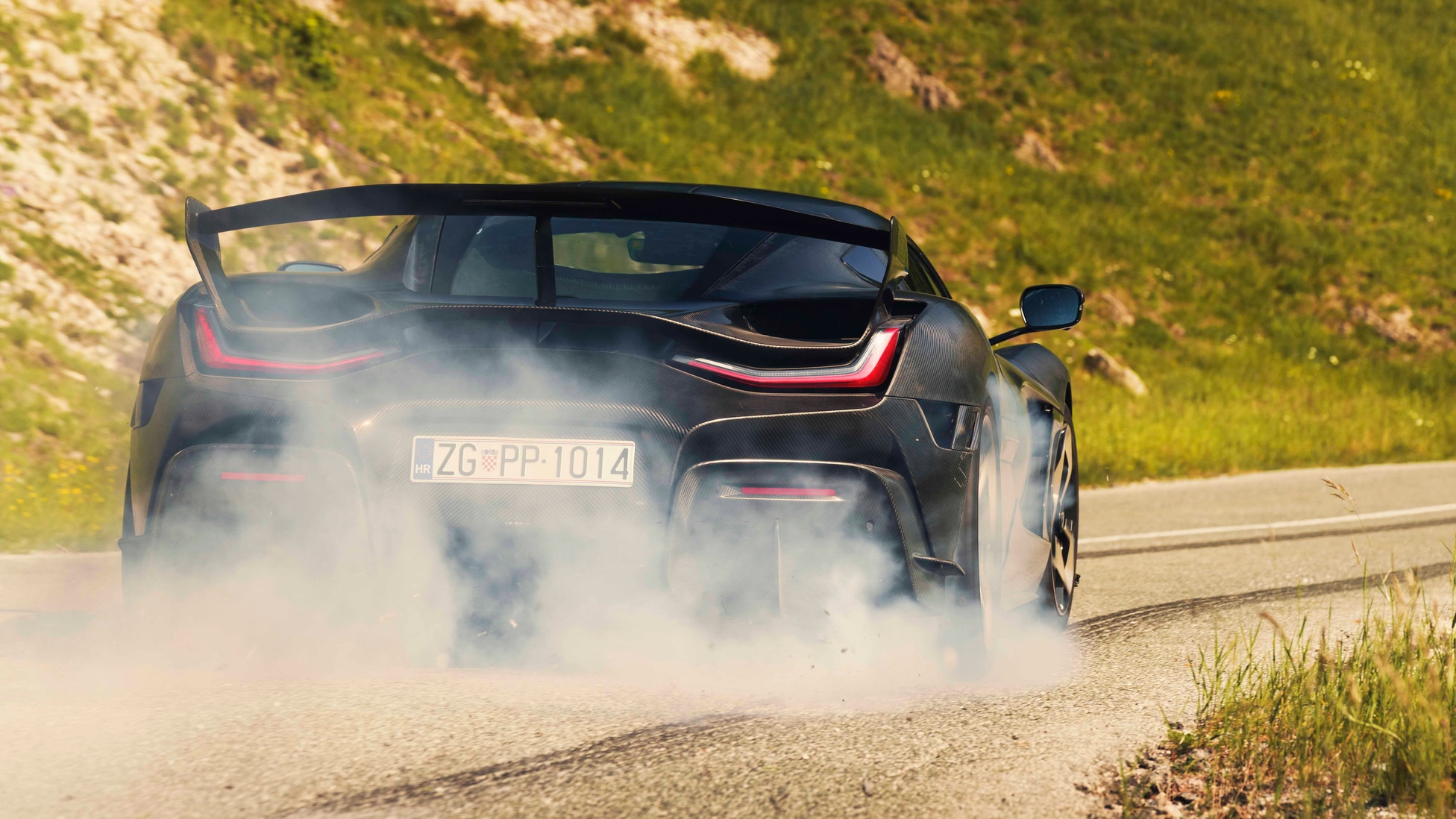 Light speed: unleashing the Rimac Nevera R, the fastest car in the ...
