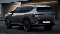 Static rear three quarter shot of Kia EV5 GT Line trim