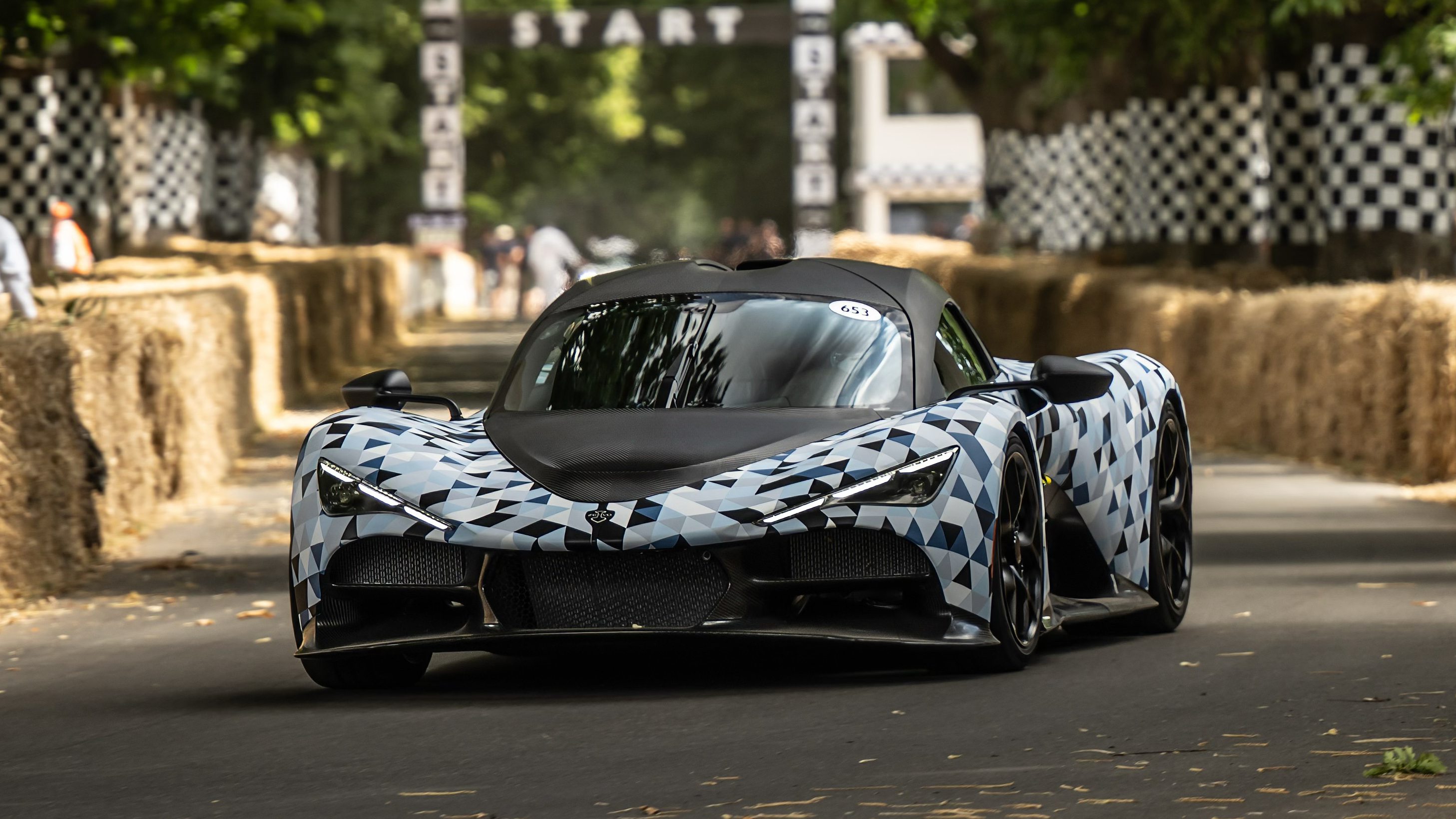 h*o様 we wanted to be known as supreme タオ Zenvo is working on a 'junior hypercar' with a screaming