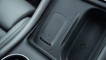MG IM6 wireless charger