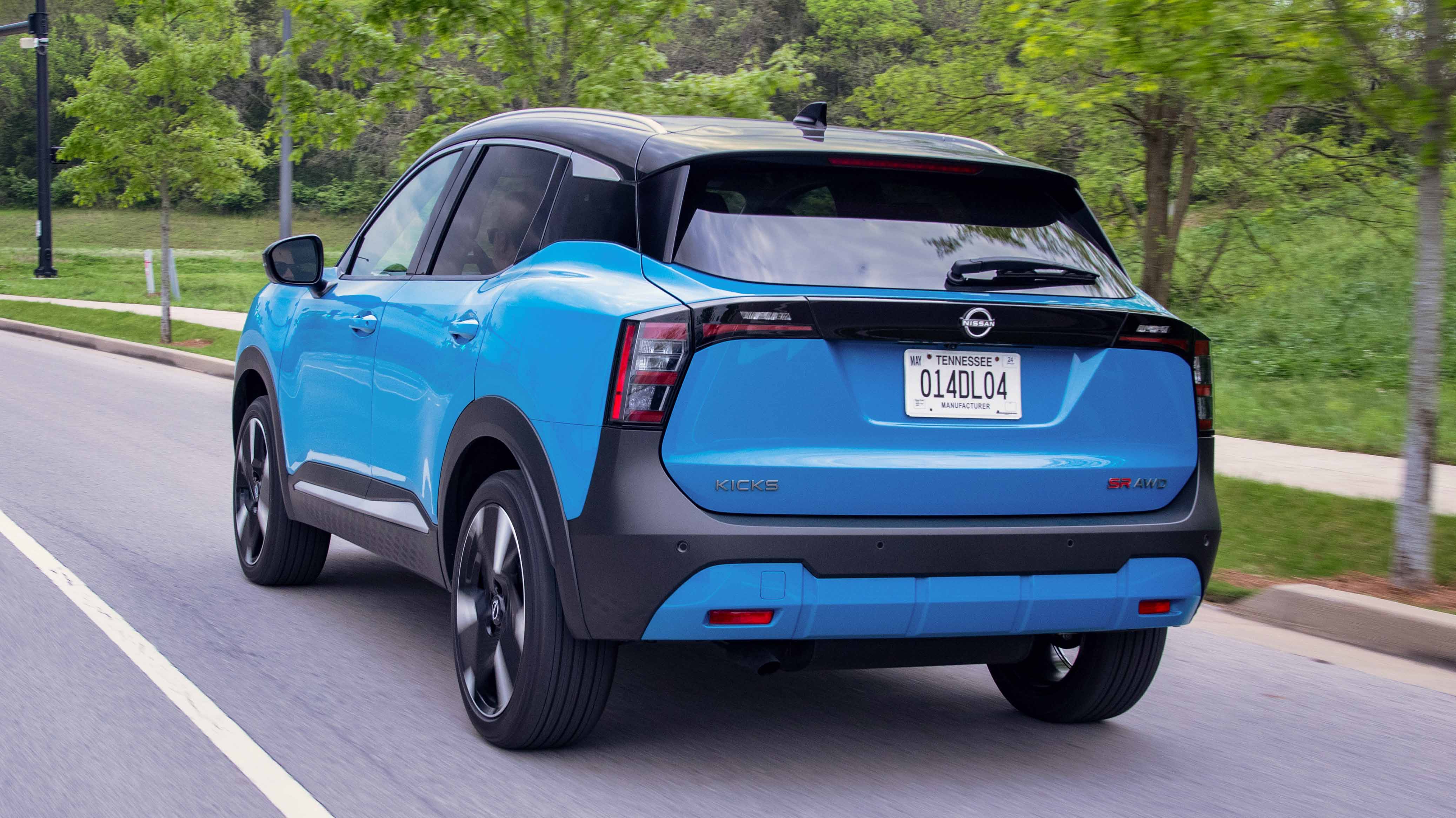 Nissan Kicks exterior rear