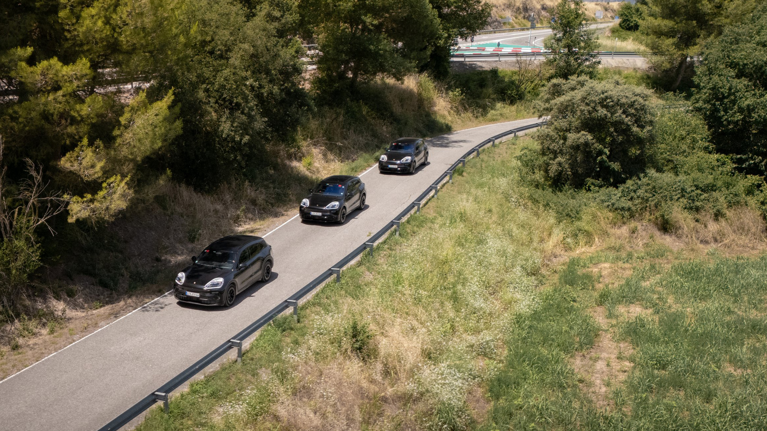 TopGear's Porsche Cayenne Electric prototype drive