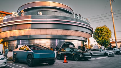 Tesla Diner