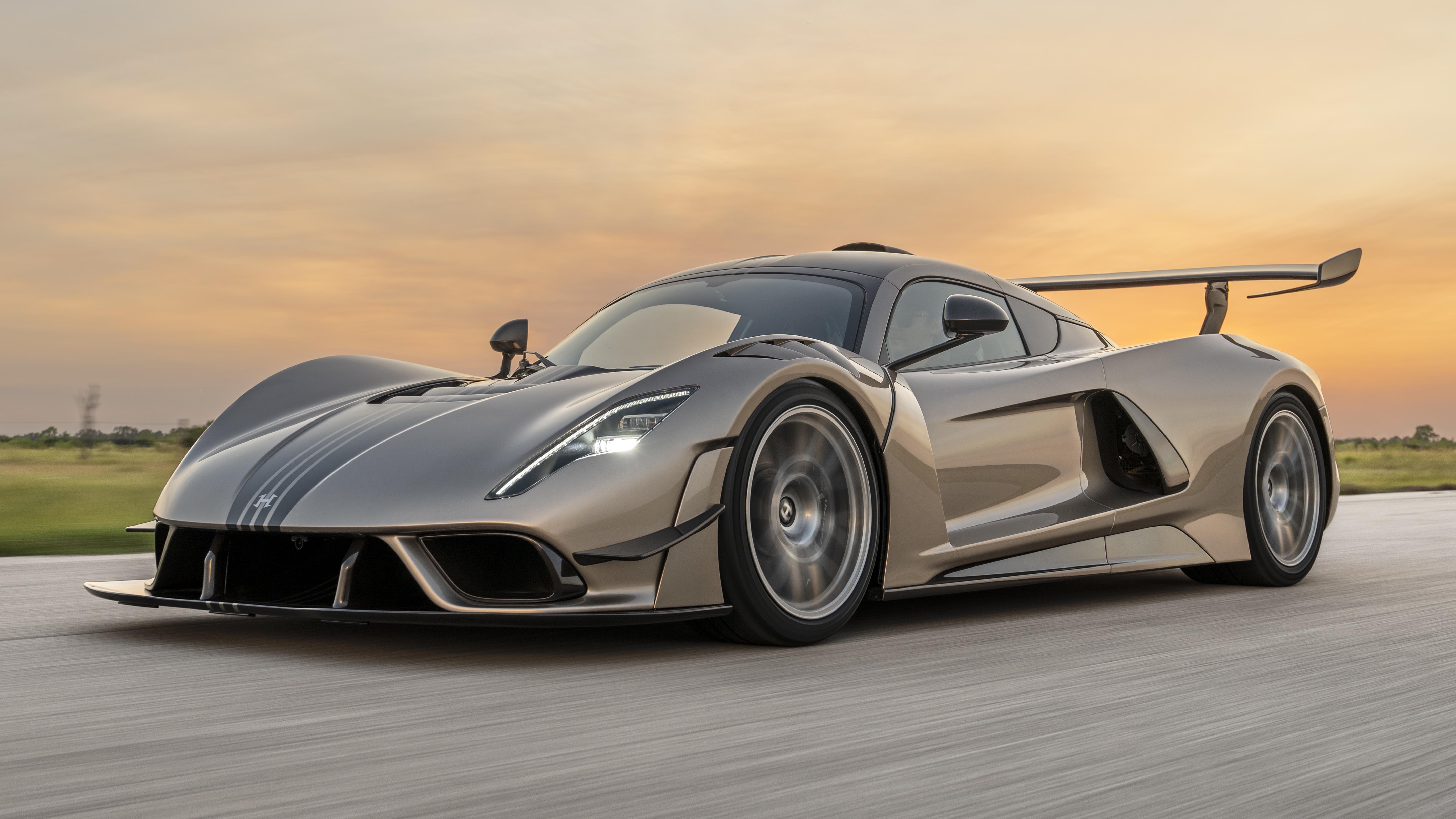 Hennessey Venom F5 Revolution LF manual revealed