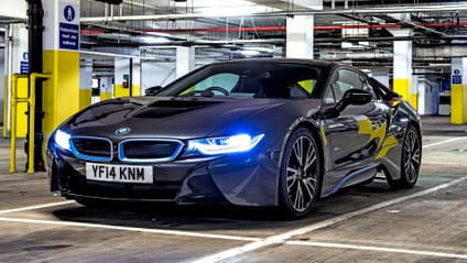 BMW i8