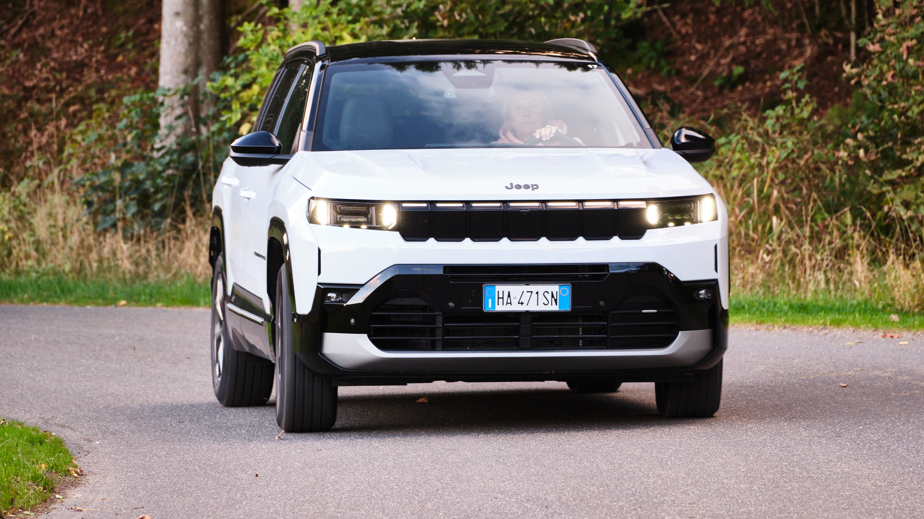 2025 Jeep Compass dynamic front