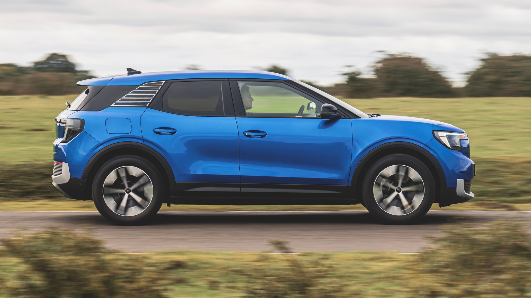 Ford Explorer Interior Layout & Technology | Top Gear
