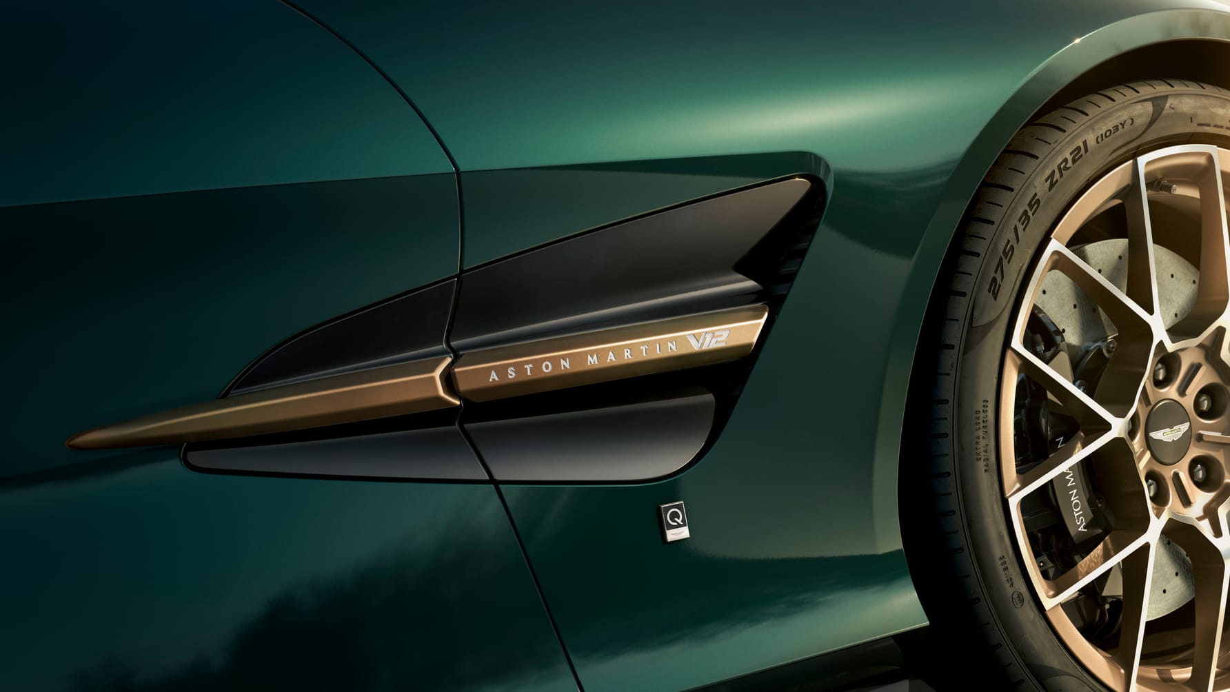 럭셔리 스포츠카 휠 디테일