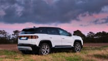 2025 Jeep Compass white