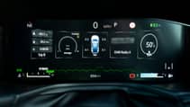 Jeep Compass review dashboard detail