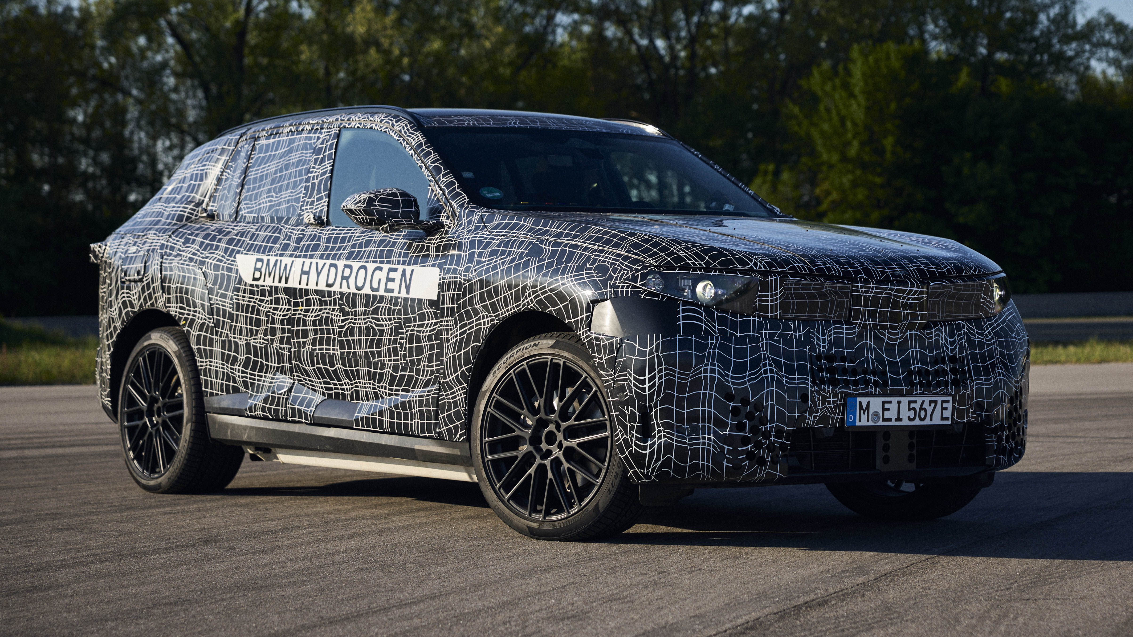 BMW iX5 Hydrogen 2028 Top Gear