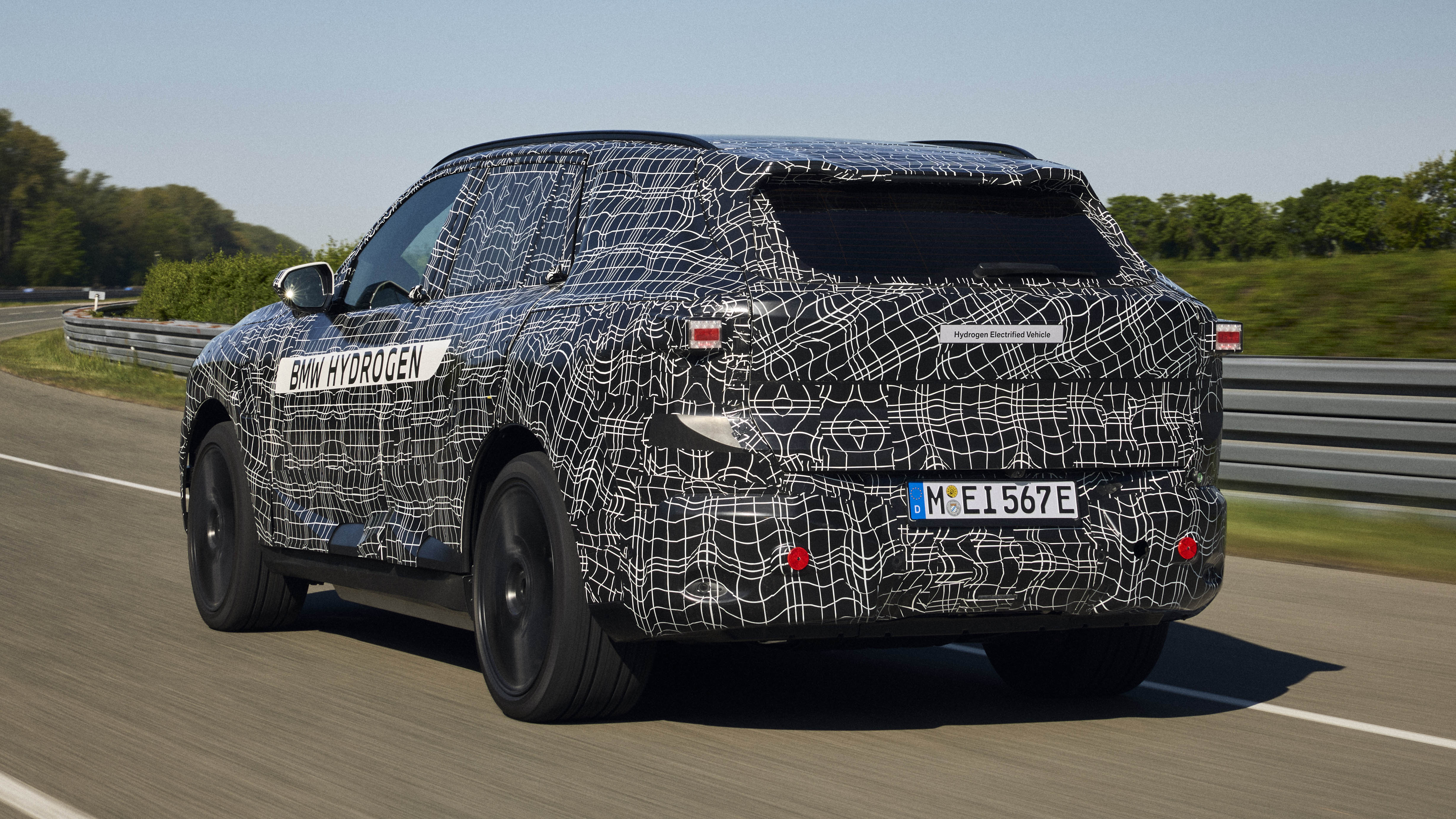 BMW iX5 Hydrogen 2028 Top Gear