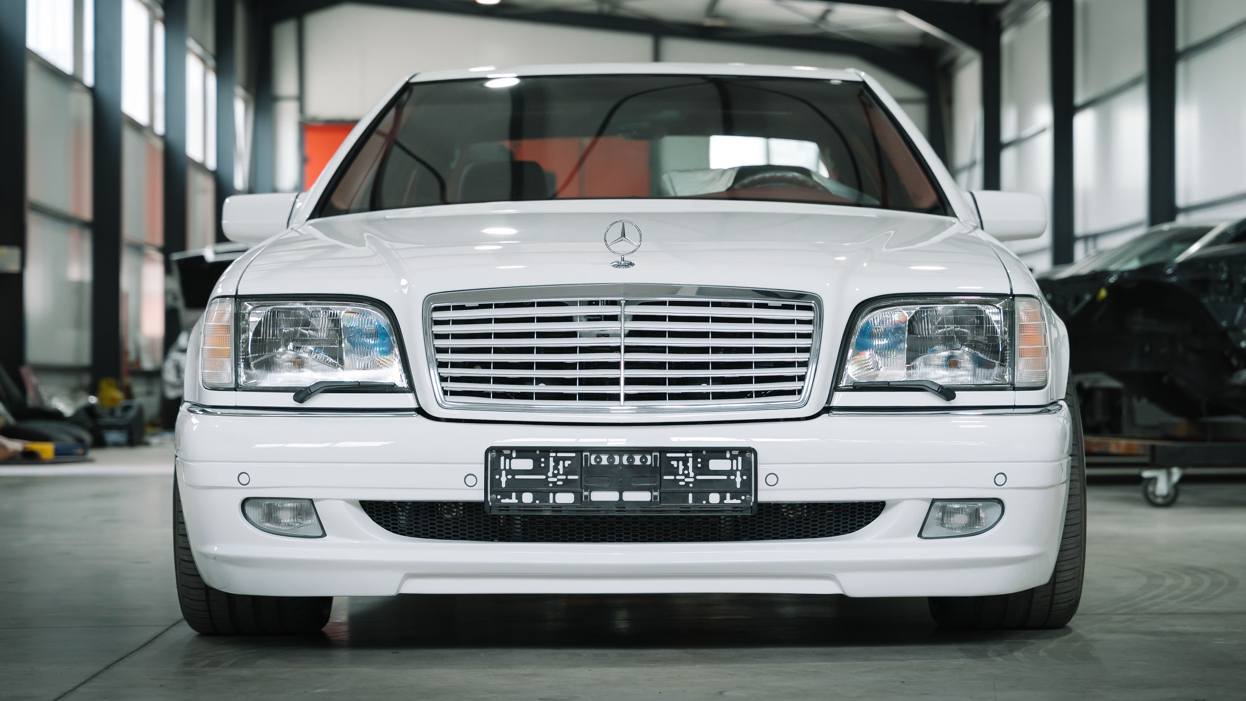 Mercedes Benz S-Class W140 by Vilner Garage