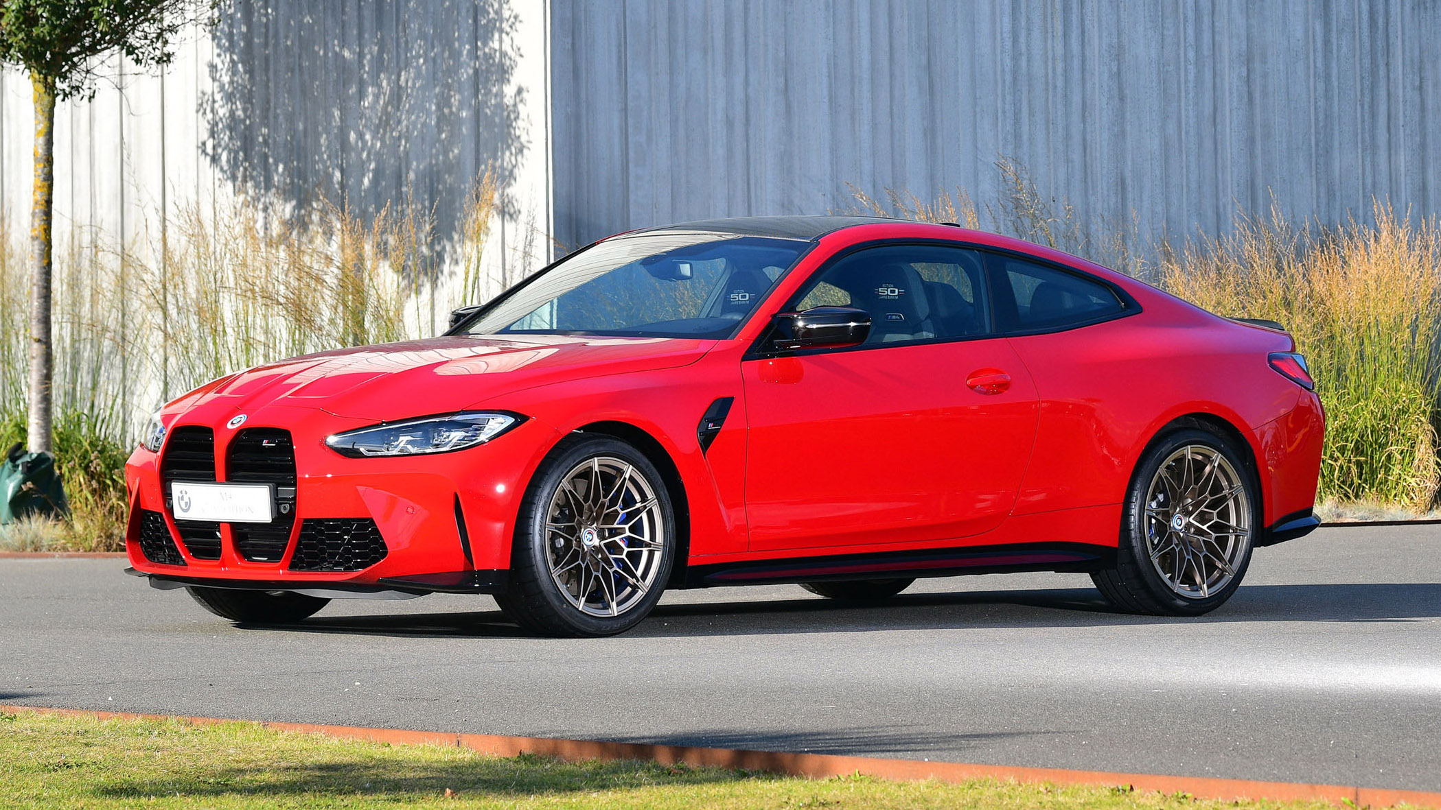 2023-BMW-M4-Edition-50-Jahre-BMW-M
