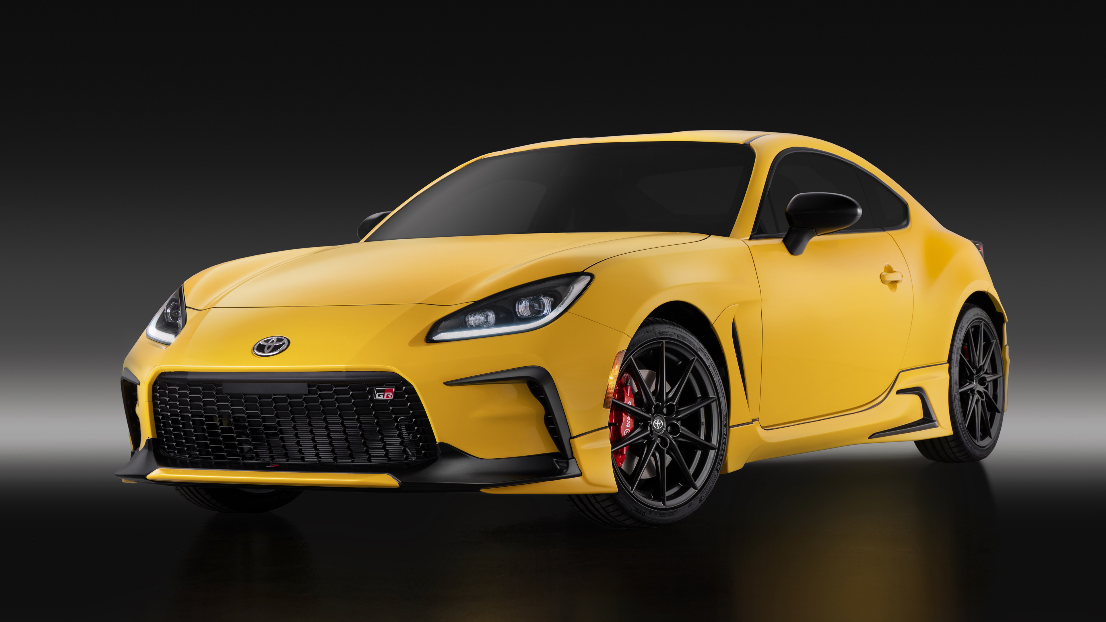 2026 Toyota GR86 Yuzu Edition yellow