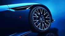 Aston Martin DB12 S