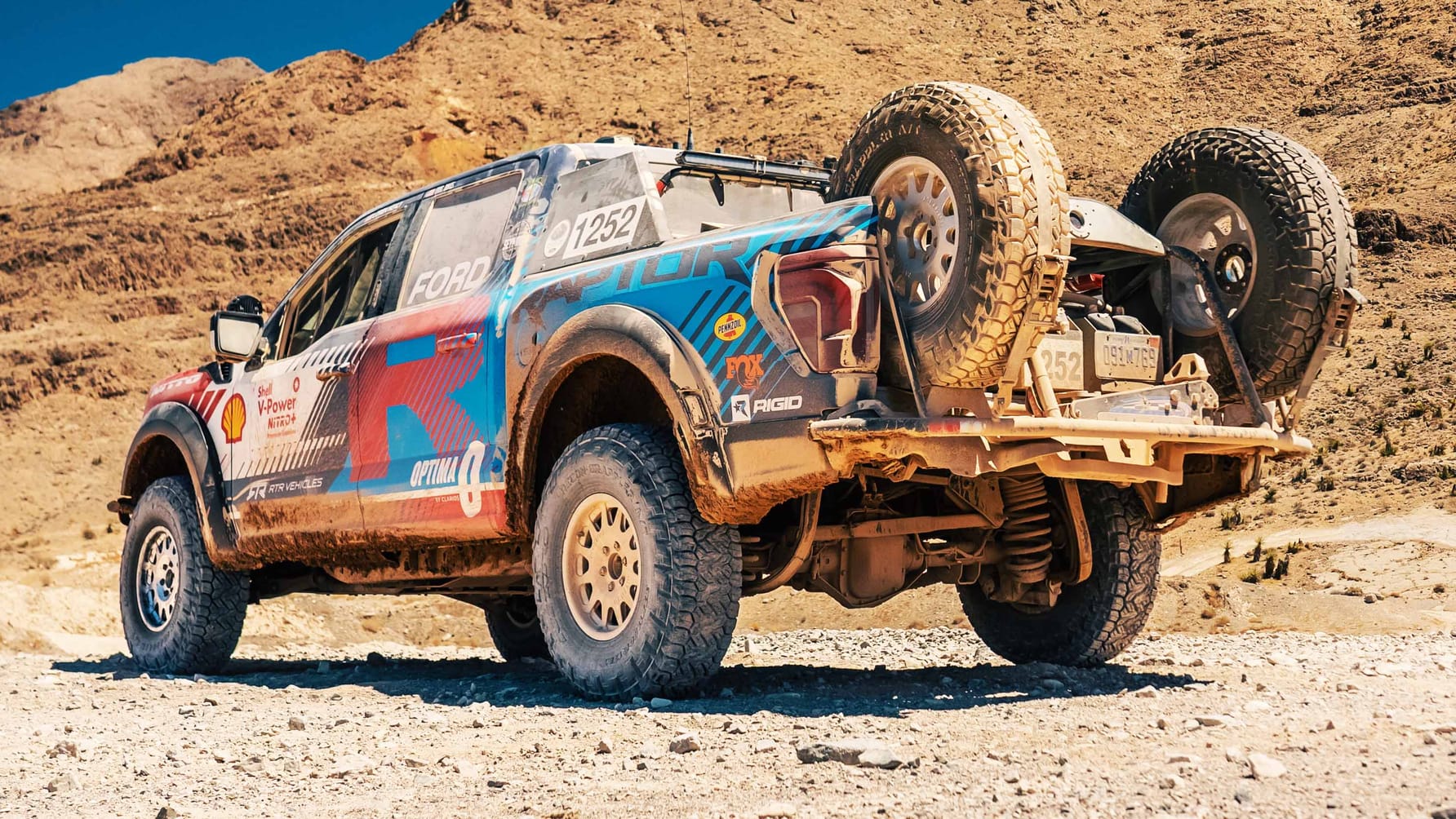 How to clean Ford's wildest F-150 Raptor in just four hours | Top Gear
